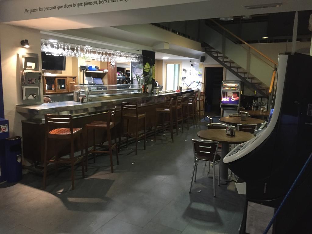 Pension Oasis Zamora Bagian luar foto